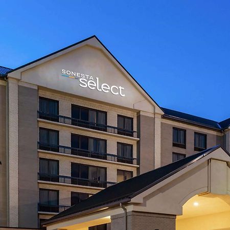 Wyndham Garden Kansas City Airport Екстер'єр фото