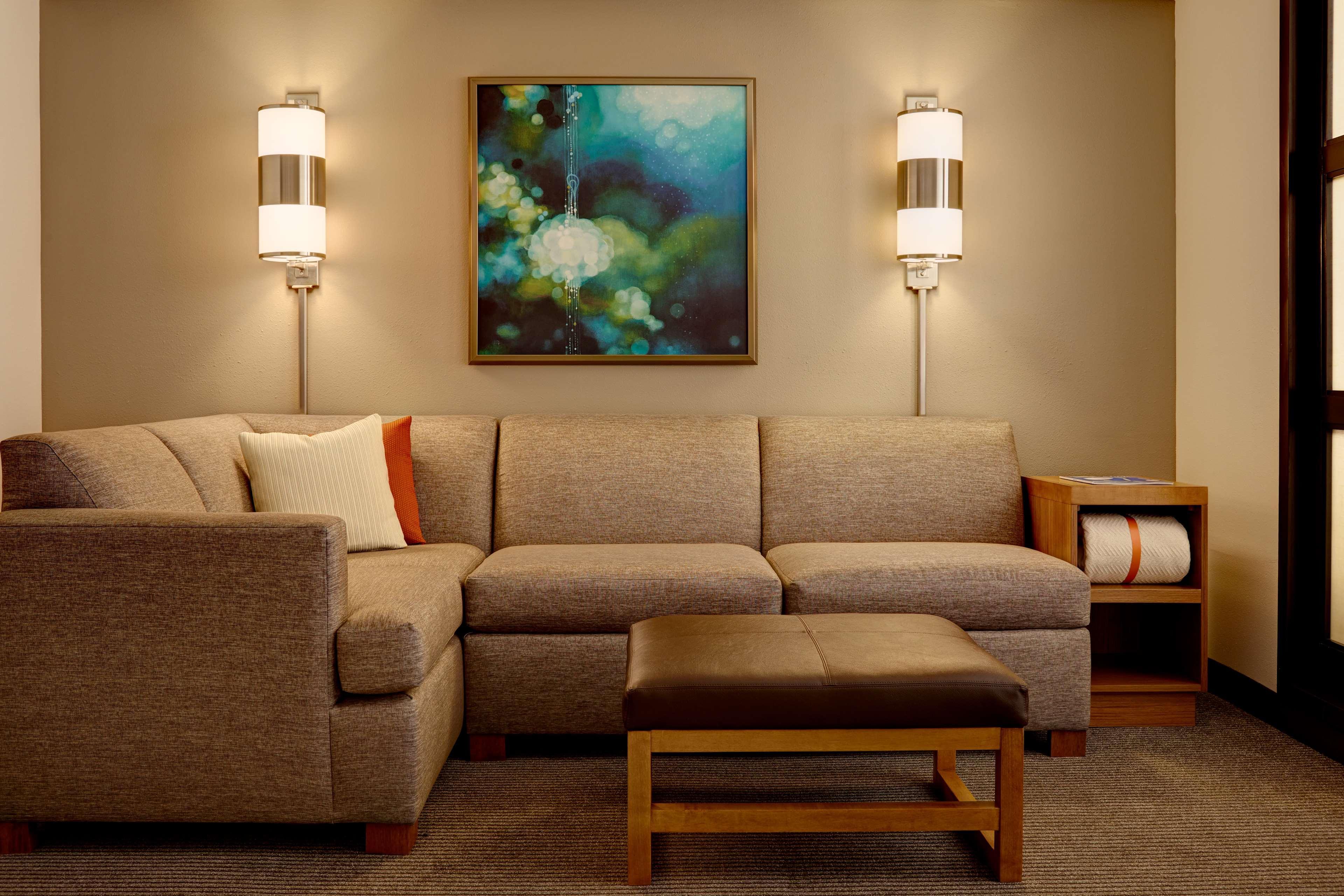 Wyndham Garden Kansas City Airport Екстер'єр фото