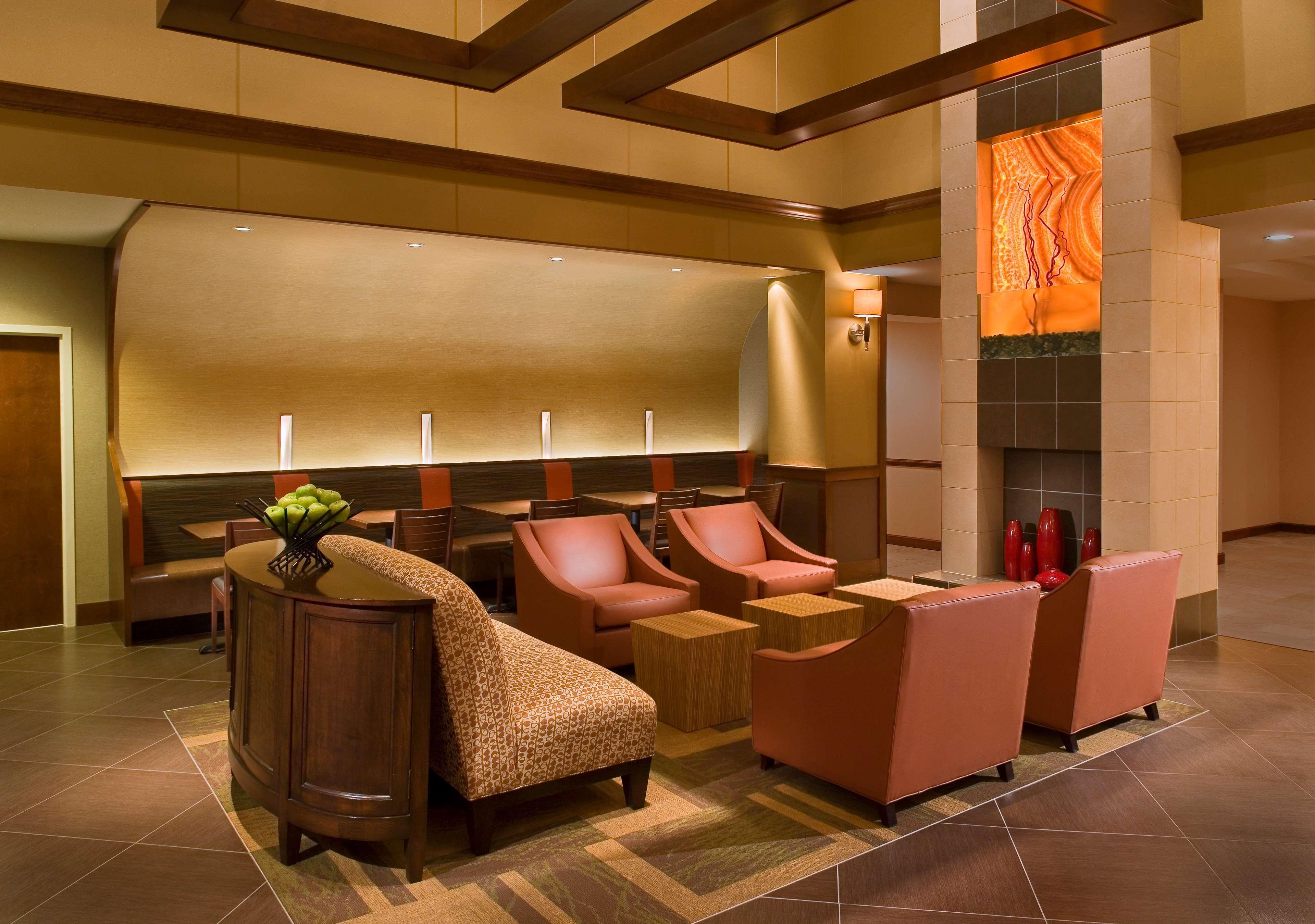 Wyndham Garden Kansas City Airport Екстер'єр фото