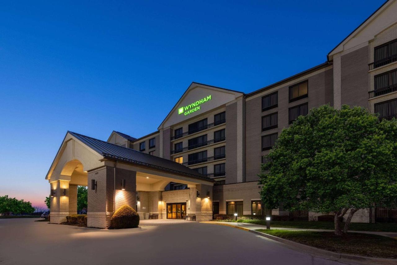 Wyndham Garden Kansas City Airport Екстер'єр фото